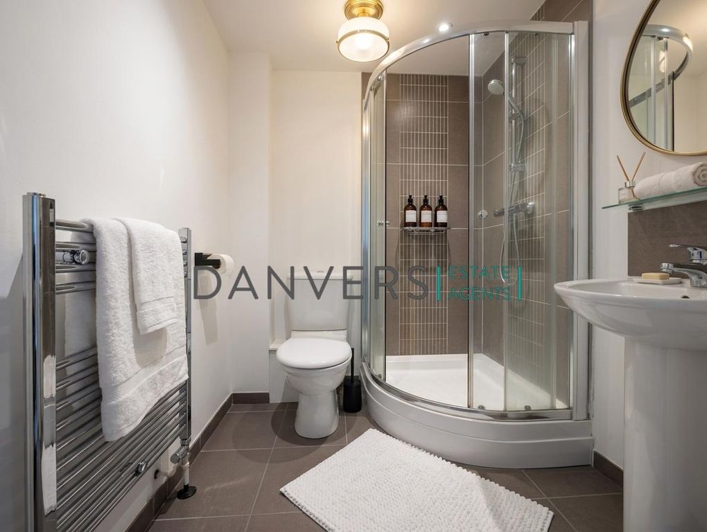 Property photo 2 of 8 1779882201336.Jpg