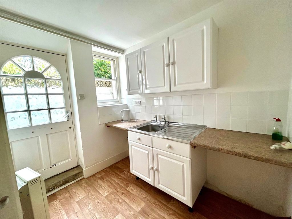 Property photo 3 of 12 Picture No. 09