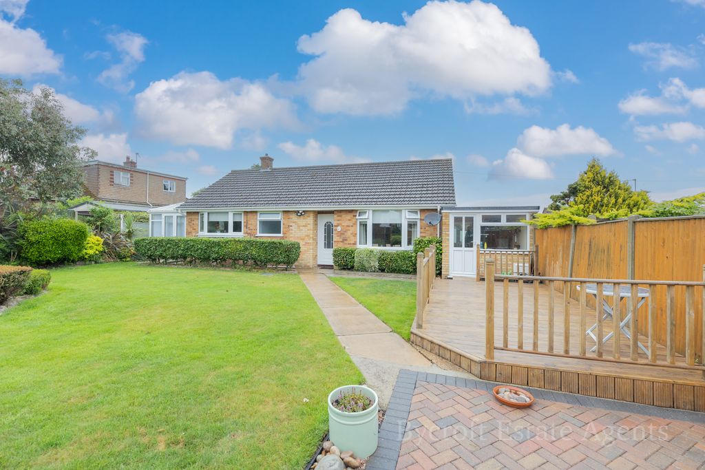 Property photo 1 of 16