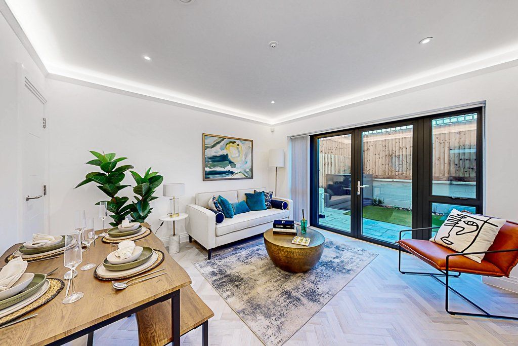 Property photo 2 of 27 Picture No. 23