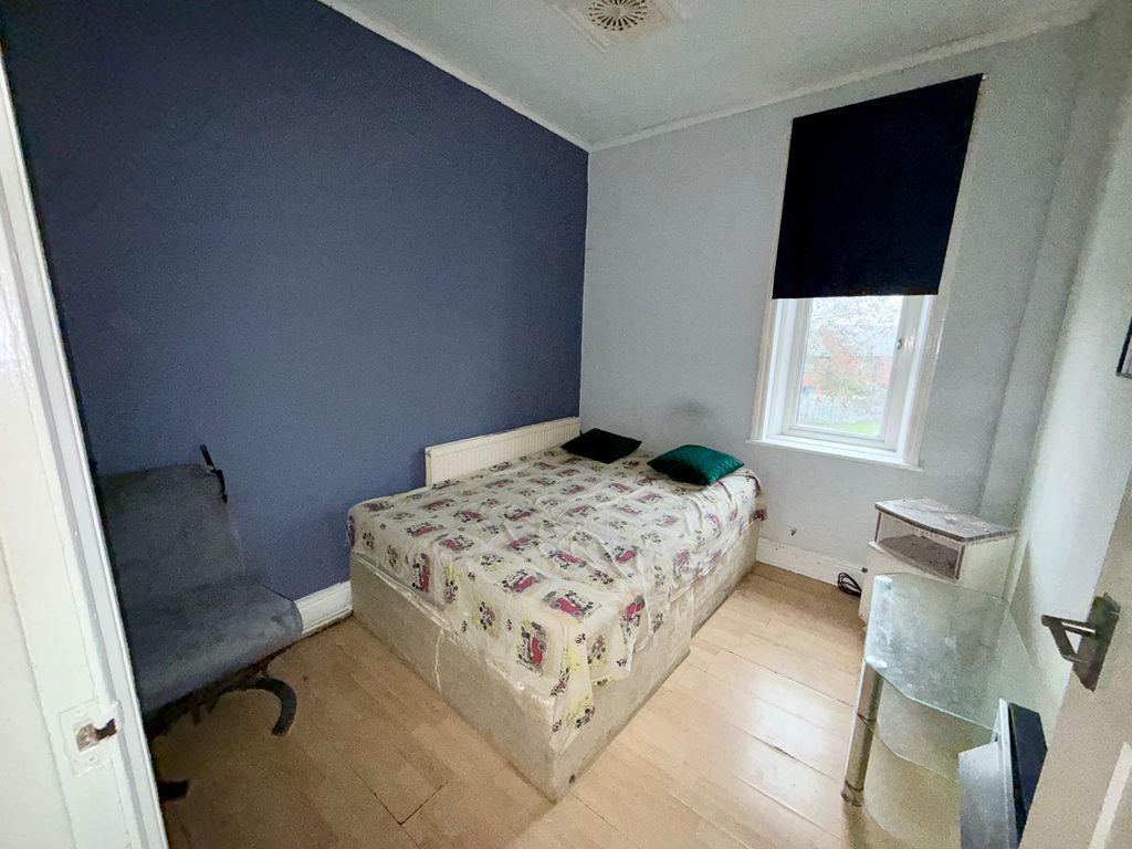 Property photo 2 of 4