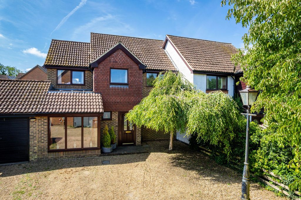Property photo 1 of 21