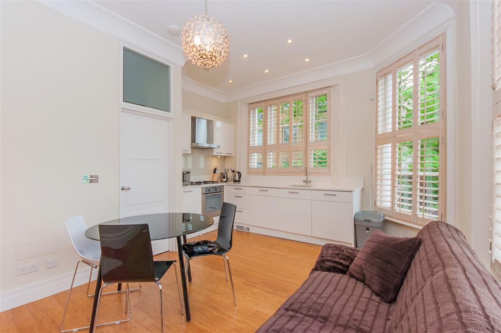 Property photo 3 of 8 Boundary Road-2.Jpg