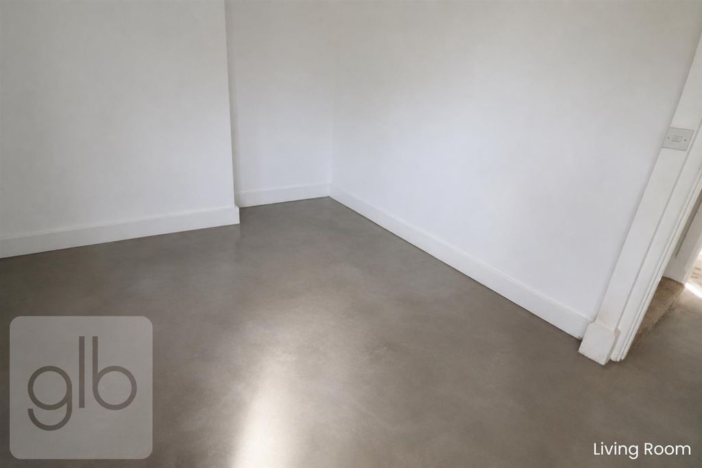 Property photo 3 of 13 4.Png