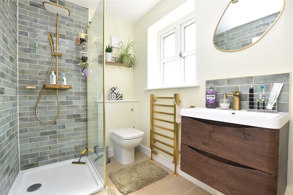 Property photo 3 of 24 Picture No. 05