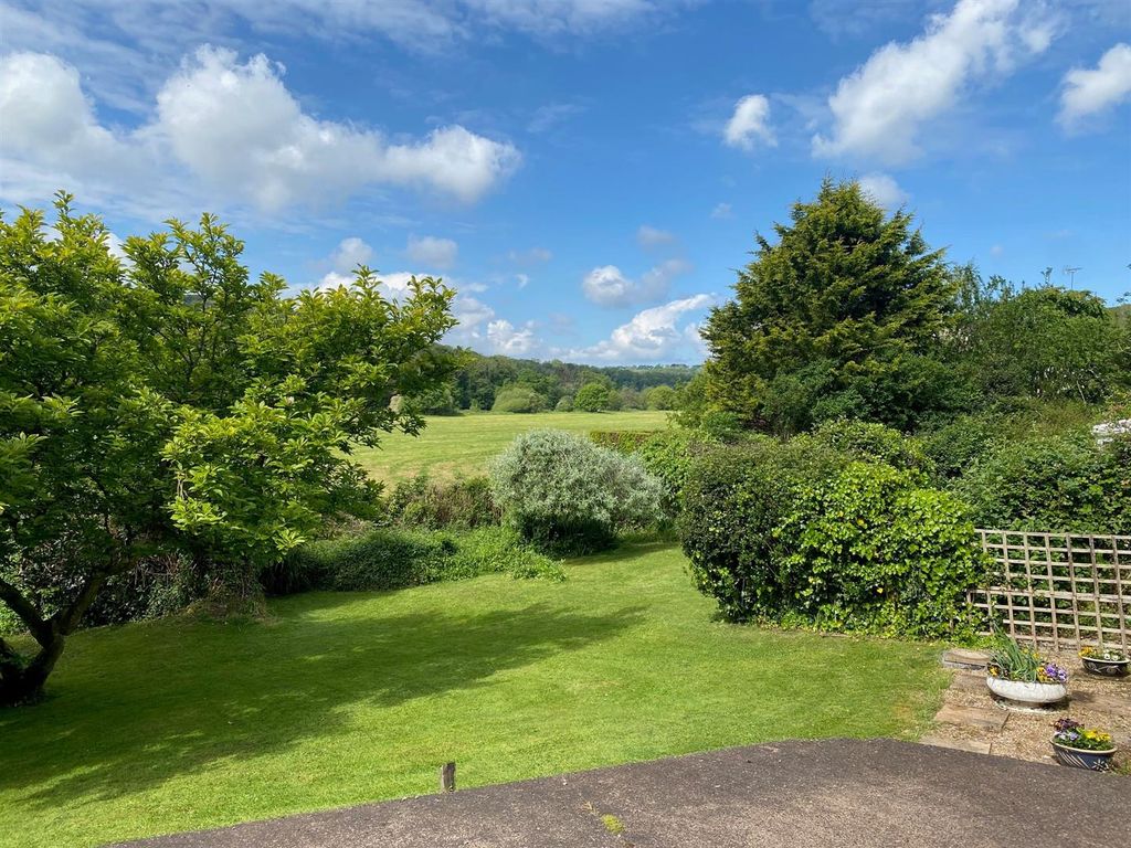 Property photo 2 of 33 3.Jpg