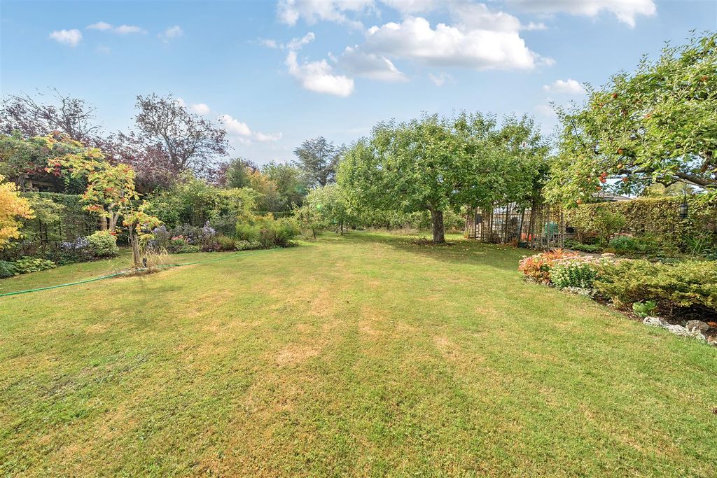 Property photo 2 of 25 1349358-21-68c2Fcbf969A1.Jpg