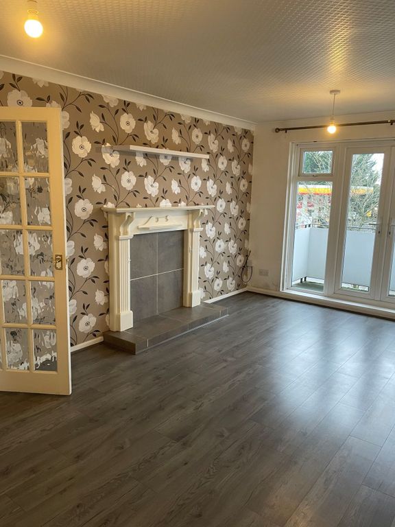 Property photo 3 of 26