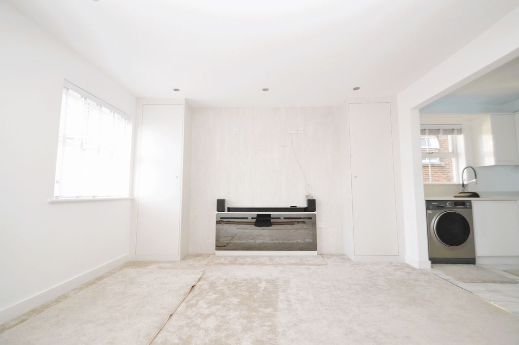 Property photo 2 of 11 Dsc_1415