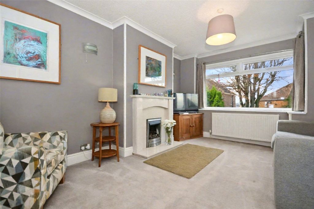 Property photo 2 of 27 Picture No. 45