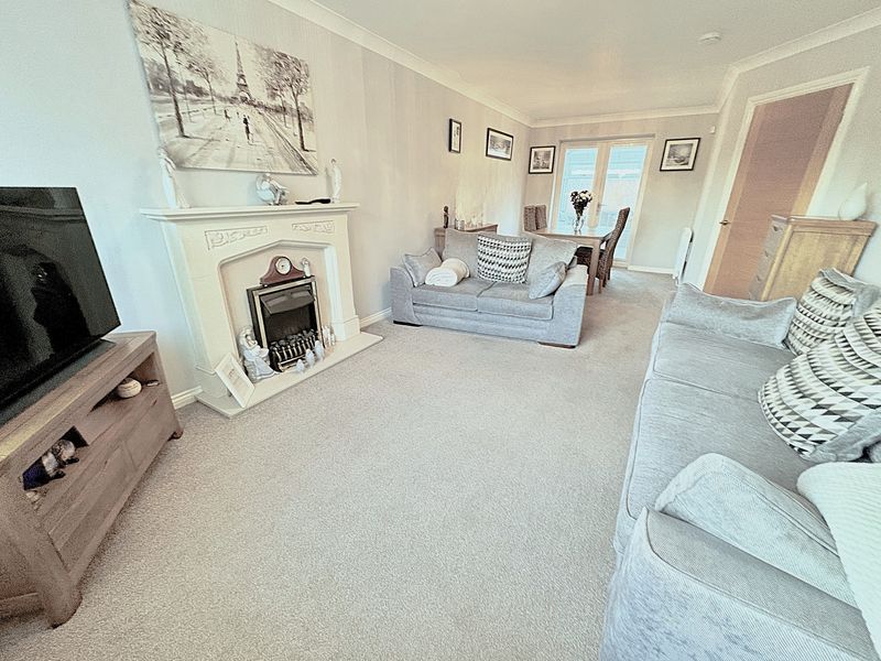 Property photo 3 of 17 Photo 5