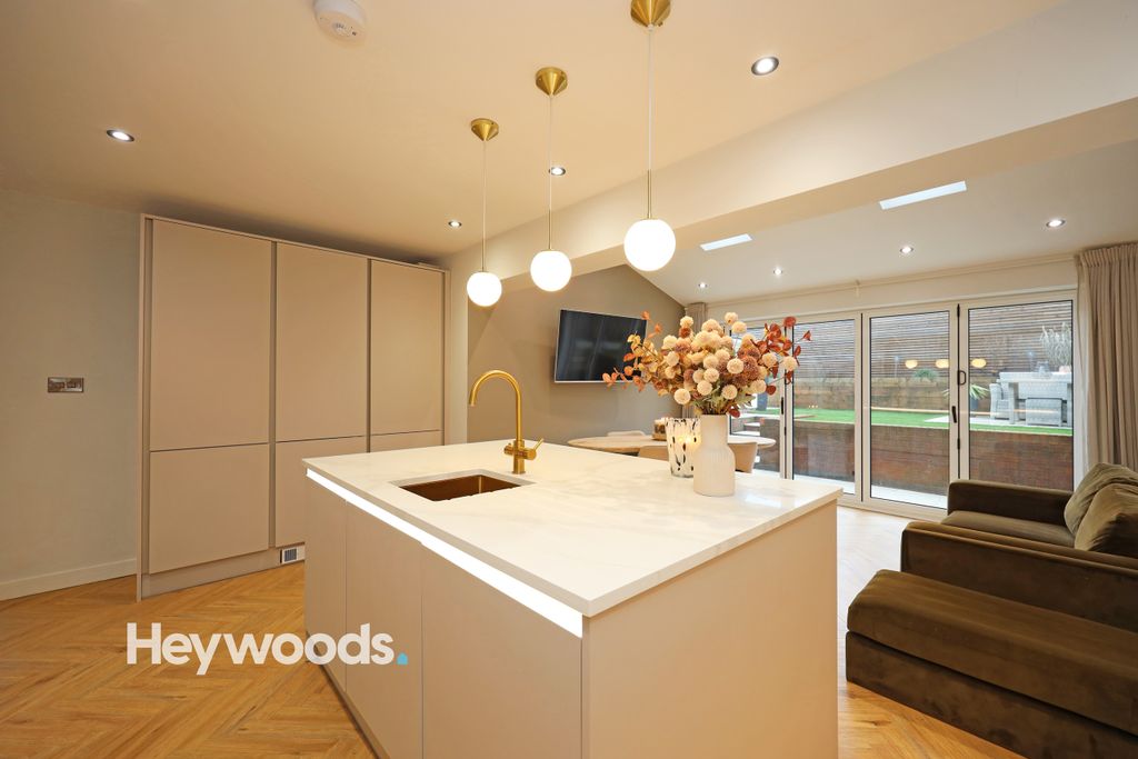 Property photo 3 of 41 099A0271