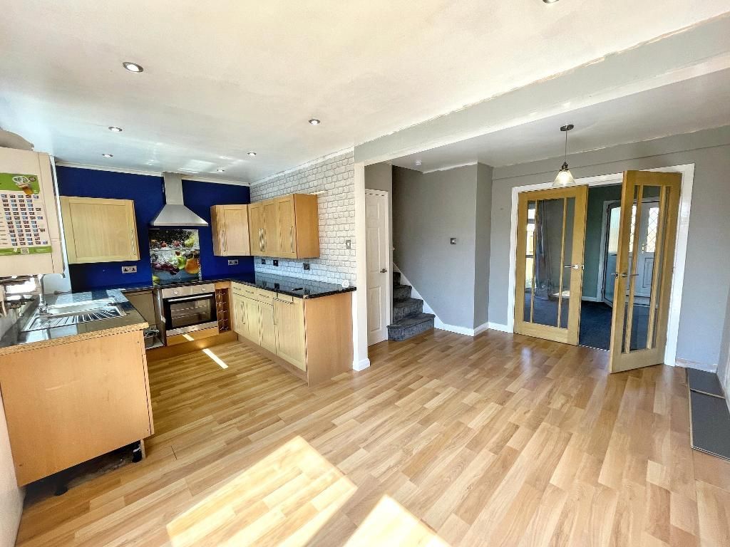 Property photo 1 of 13 Kitchen