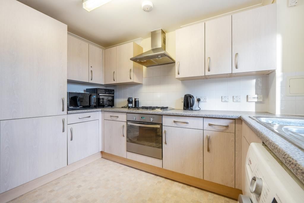 Property photo 2 of 20 Kitchen