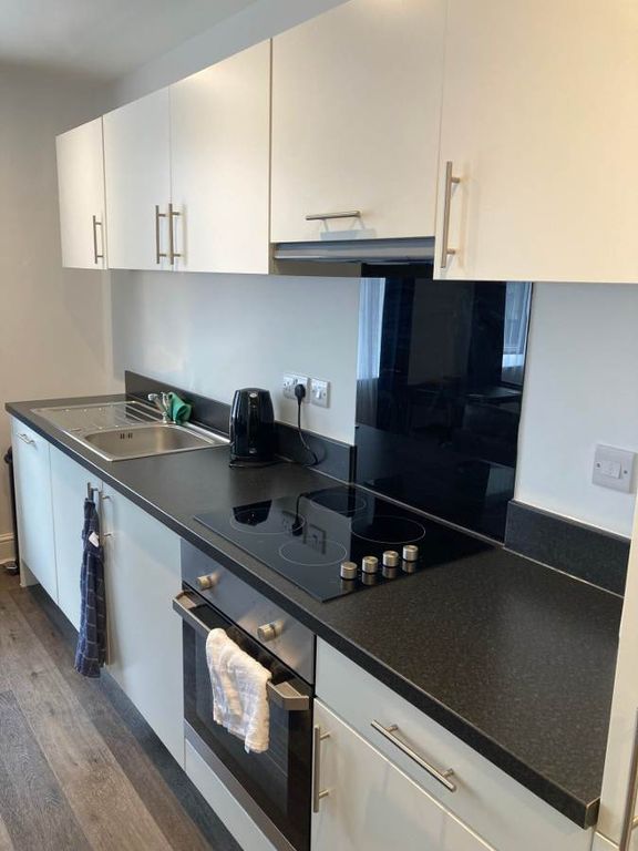 Property photo 2 of 9