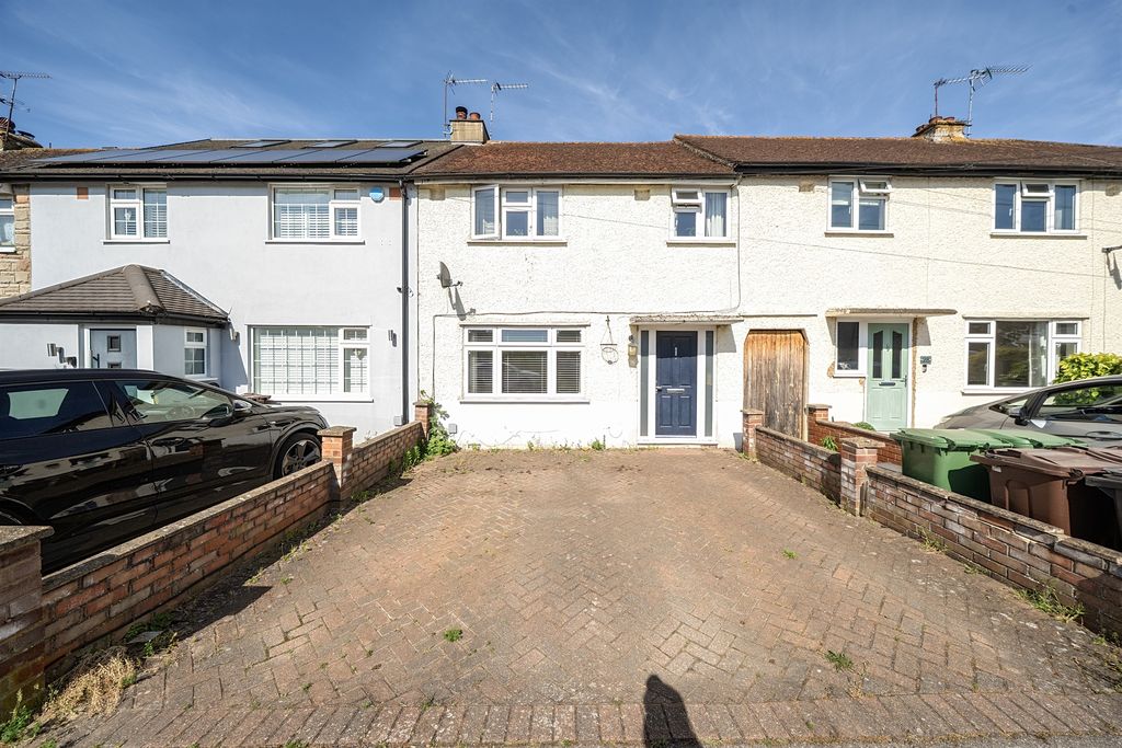 Property photo 1 of 17