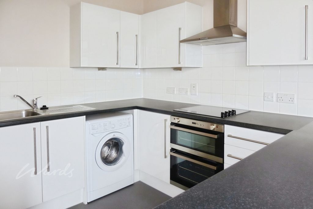 Property photo 2 of 7 Cameron Kitchen