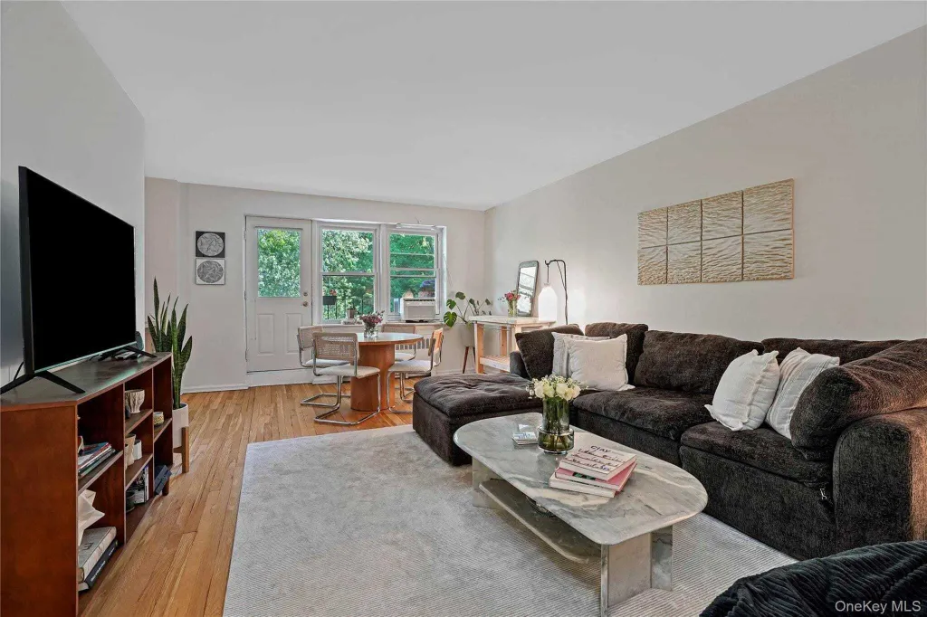 Property photo 3 of 17 <Alttext/>