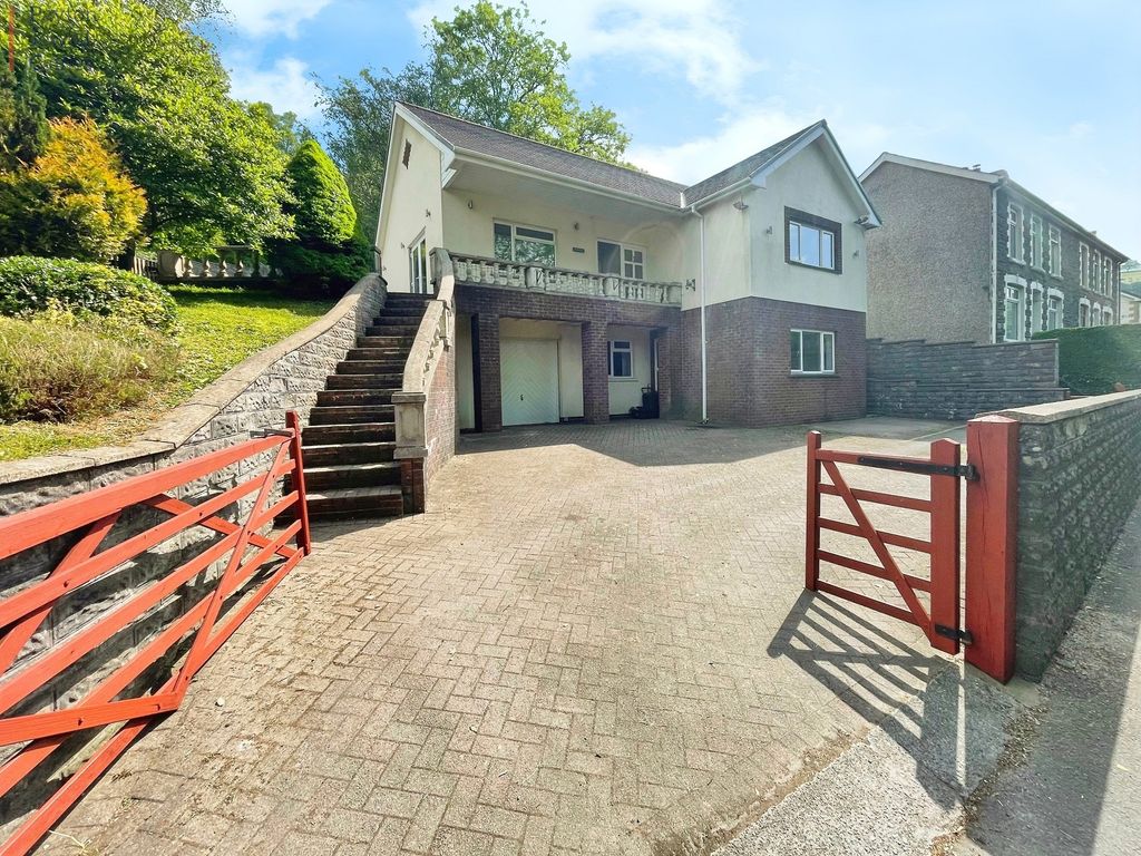 Property photo 1 of 17 Main Image