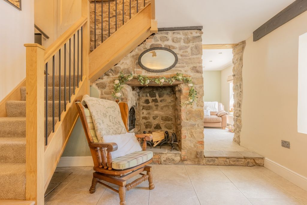 Property photo 3 of 32 Ap6A7149-Hdr