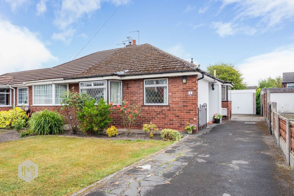 Property photo 1 of 28