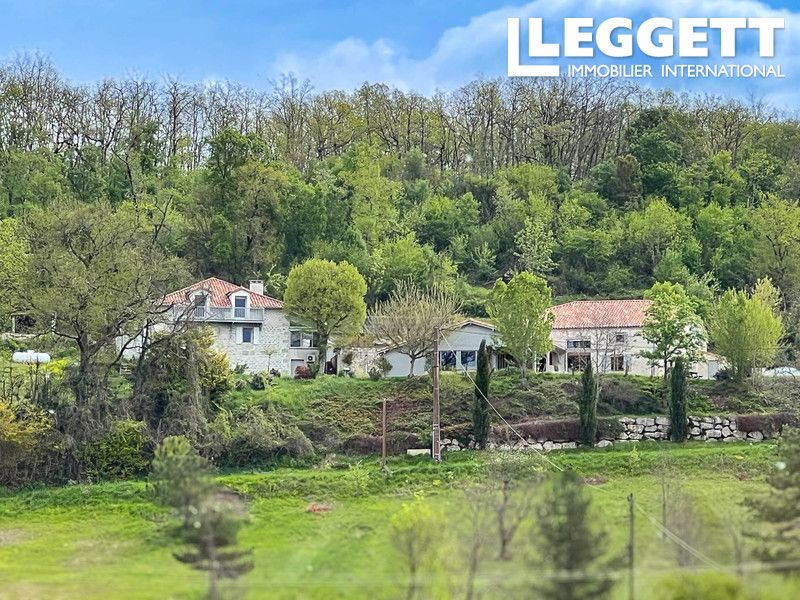 Property photo 2 of 10