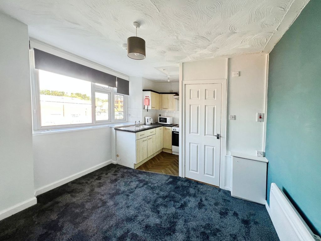 Property photo 1 of 8 Open Plan Lounge Kitchen