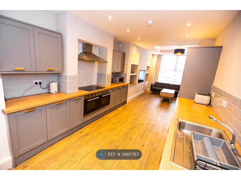 Property photo 3 of 26