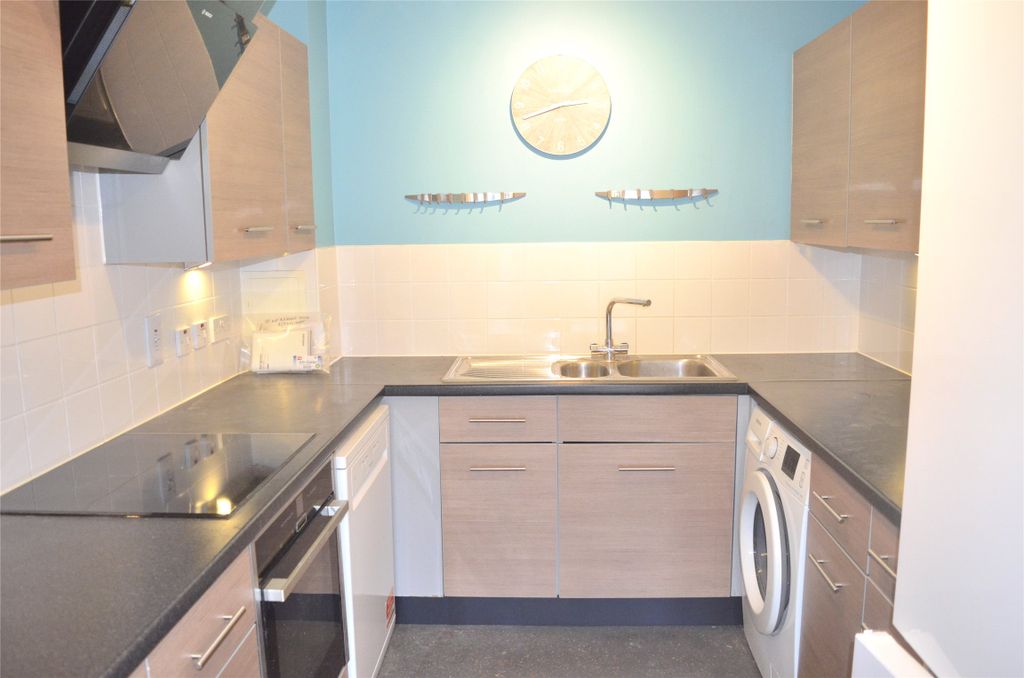 Property photo 1 of 13 Picture No. 10