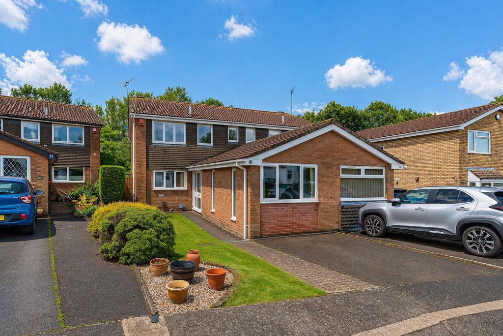 Property photo 1 of 32 3406ba18-A854-4Cb4-8944-808005Ef5Eff.Png