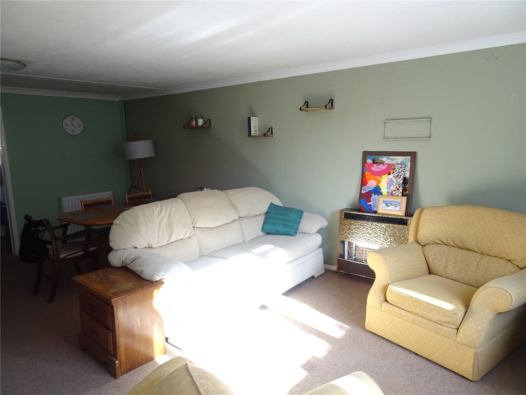 Property photo 2 of 9 Living Room