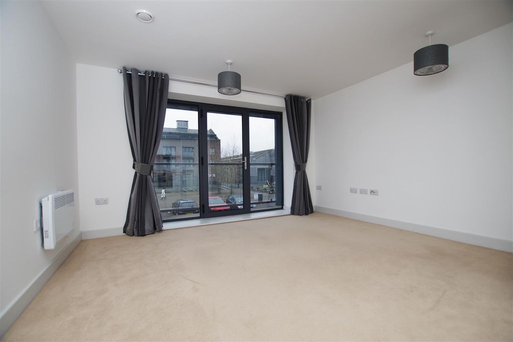 Property photo 3 of 7