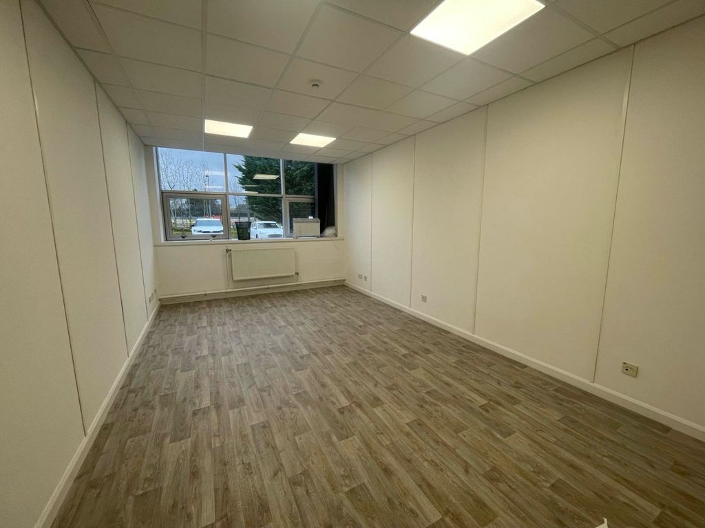 Property photo 1 of 1