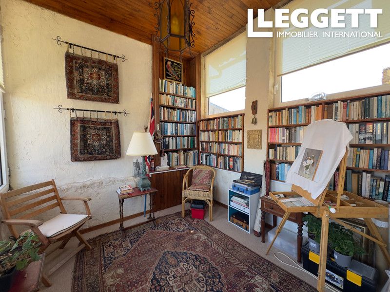 Property photo 3 of 10