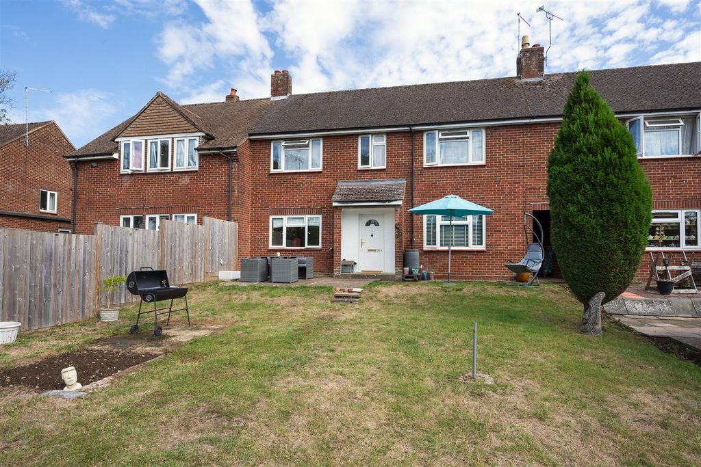 Property photo 1 of 13 The Grove, Barham, Canterbury