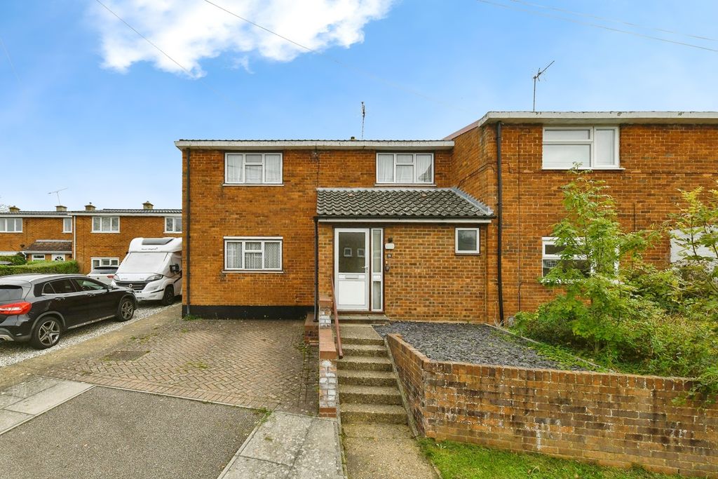 Property photo 1 of 18 Front