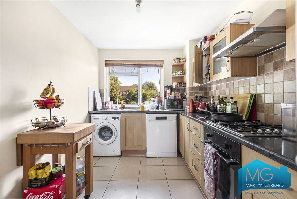 Property photo 3 of 7 Picture No. 04