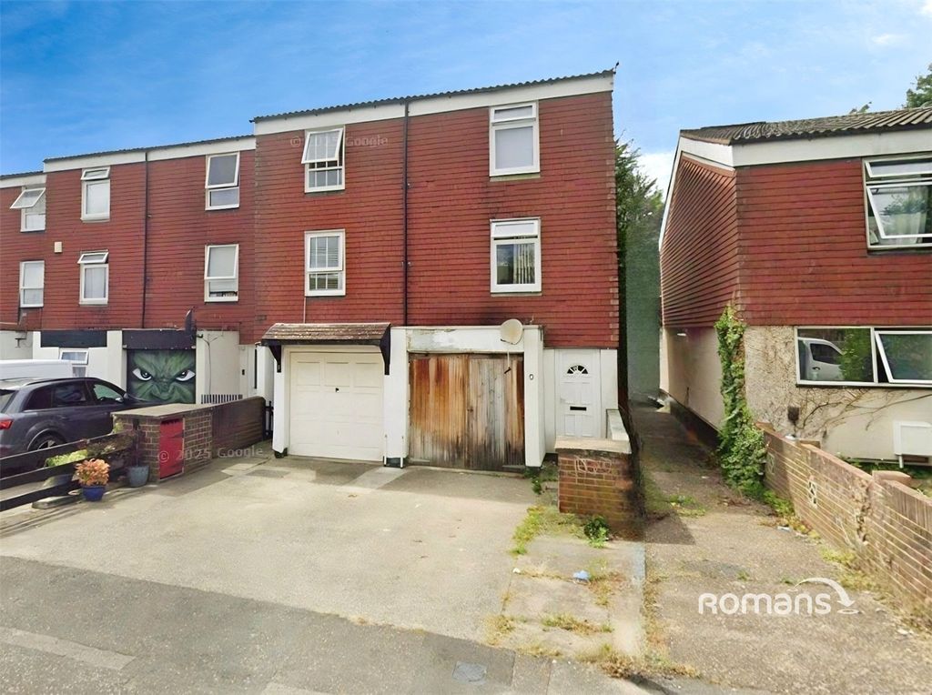 Property photo 1 of 8 Picture No. 16