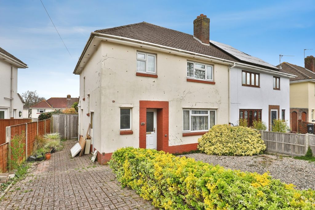 Property photo 1 of 16 Front