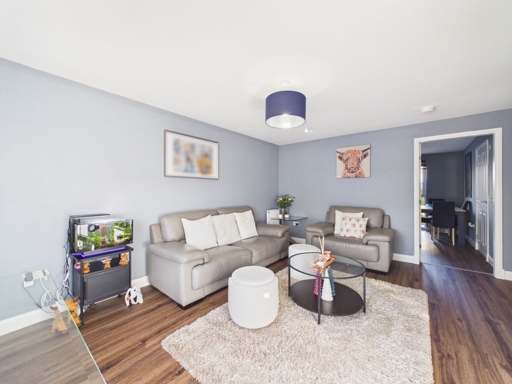 Property photo 2 of 24