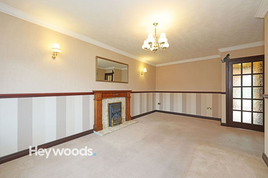 Property photo 3 of 29