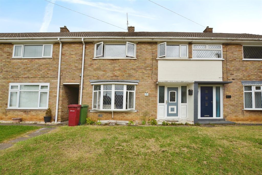 Property photo 1 of 16 Front