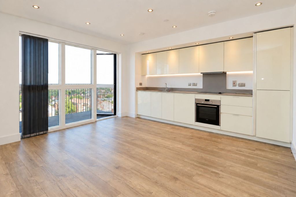 Property photo 2 of 8 Open Plan Living