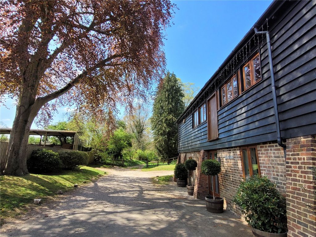 Property photo 2 of 26 Front Parking