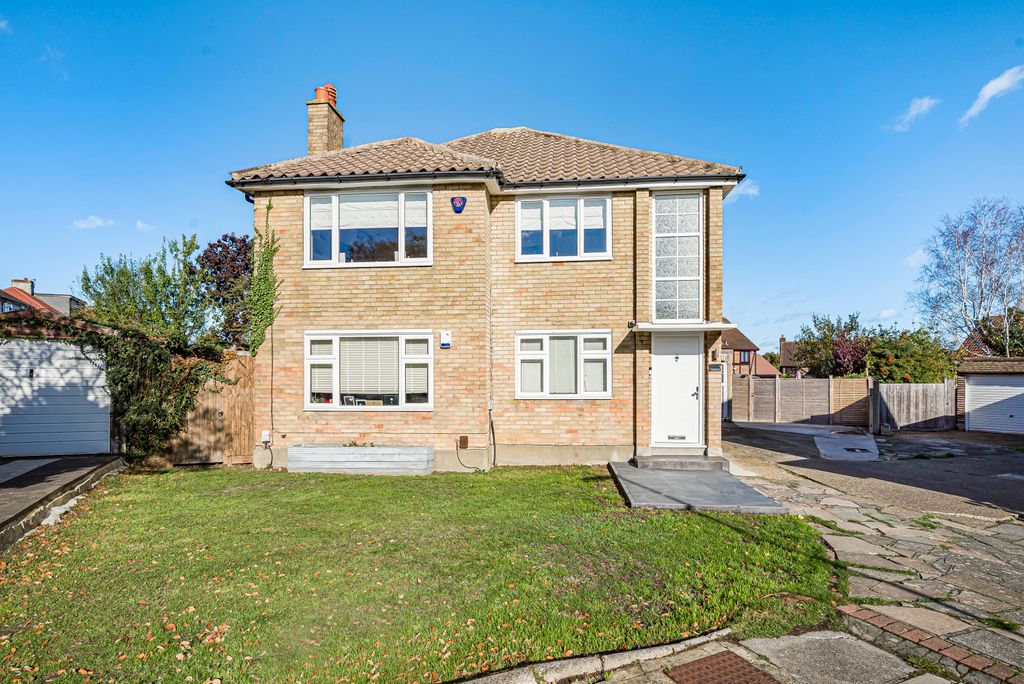 Property photo 1 of 16 Front