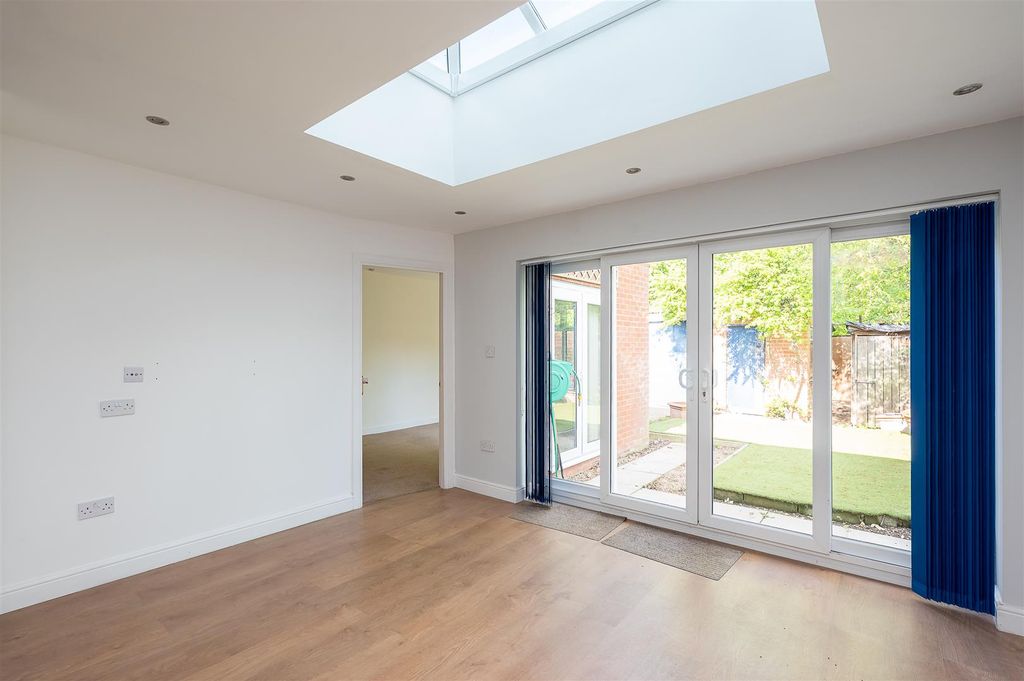 Property photo 2 of 16 Dining Space