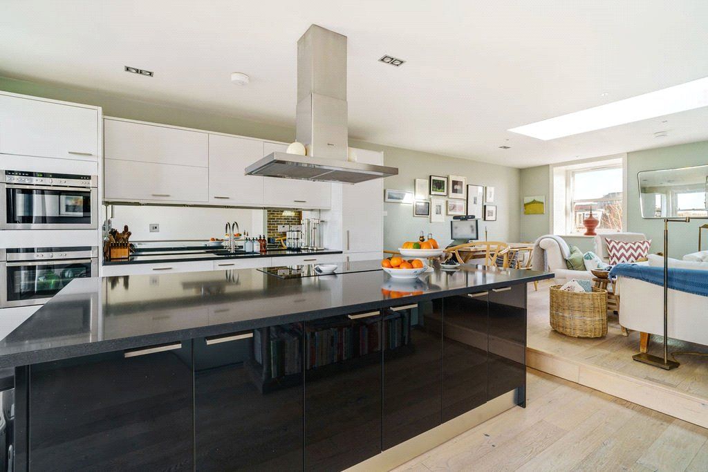 Property photo 2 of 20 Picture No. 33