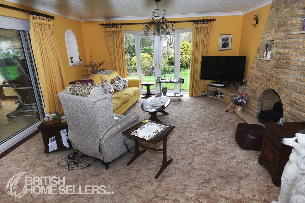 Property photo 3 of 17 Picture No. 08