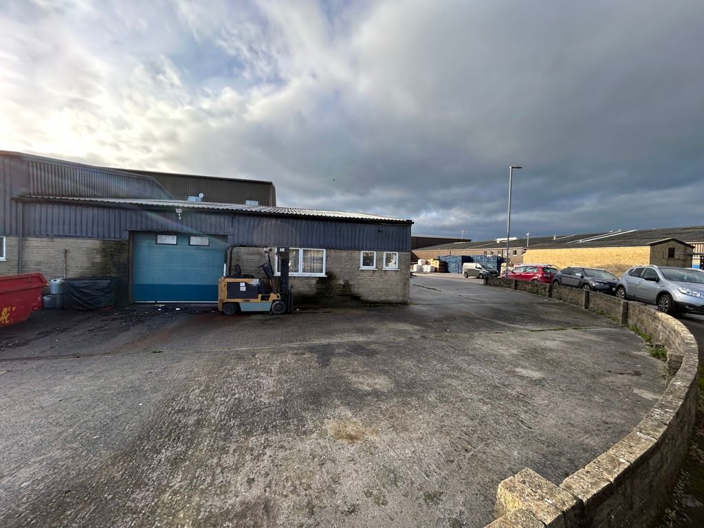 Property photo 3 of 11 Photo 1