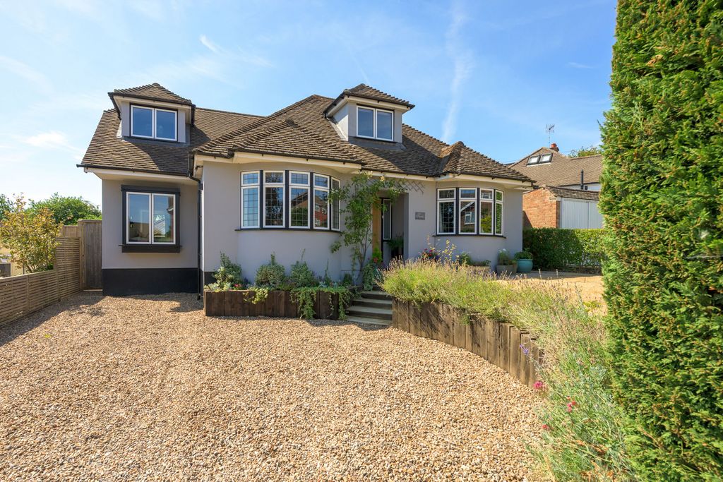 Property photo 1 of 31